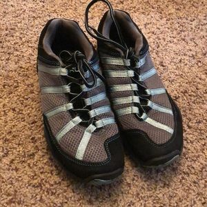 Kuru Chicane hiking shoes size 7 EUC